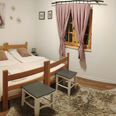 Fruska House Villa Besenovacki Prnjavor Luaran gambar