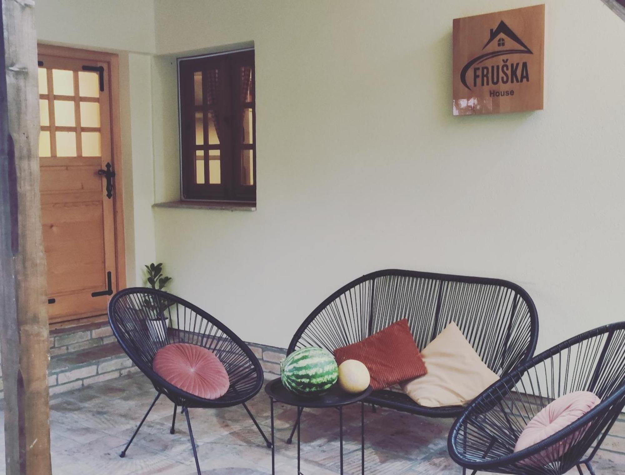Fruska House Villa Besenovacki Prnjavor Luaran gambar