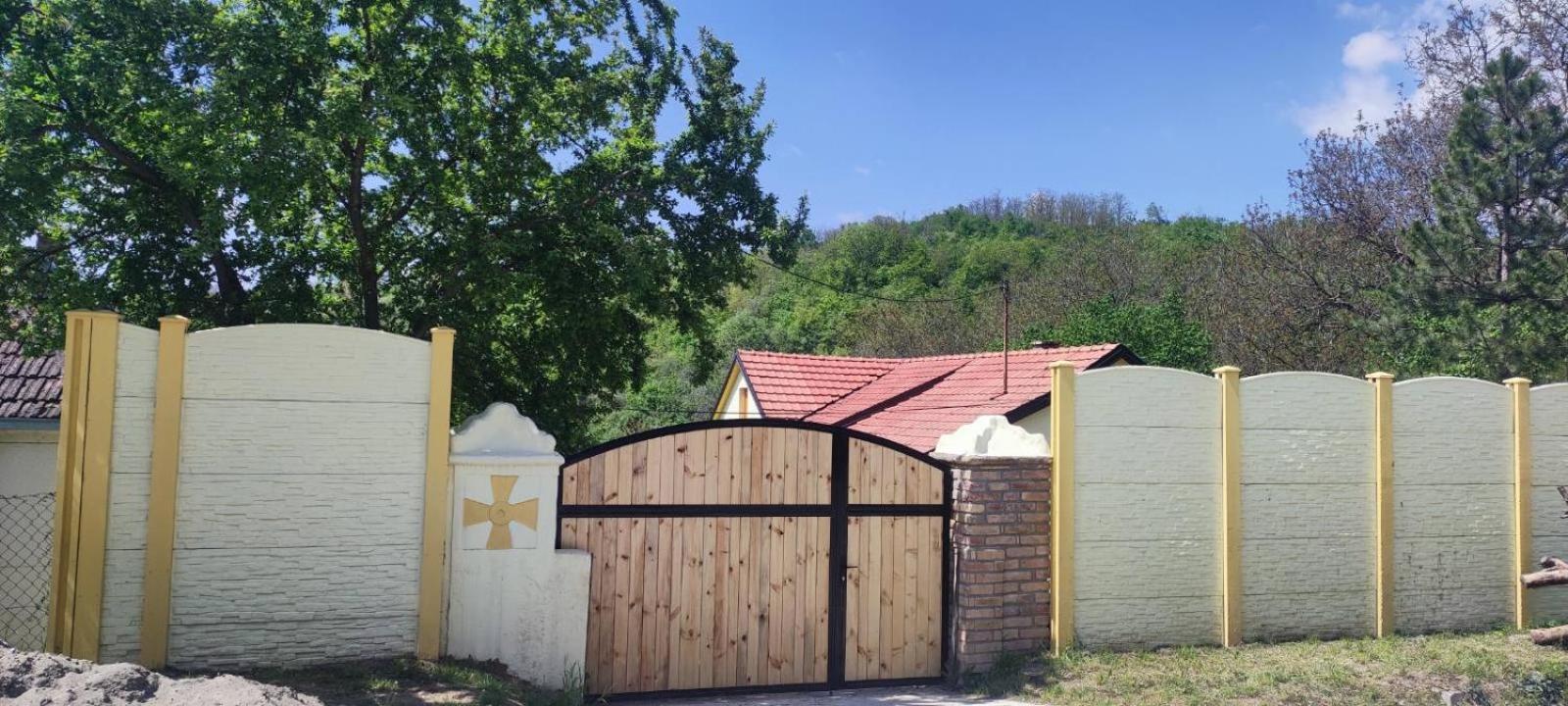 Fruska House Villa Besenovacki Prnjavor Luaran gambar